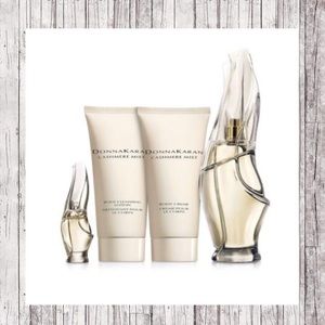 💝Donna Karan cashmere mist 4 piece set💝